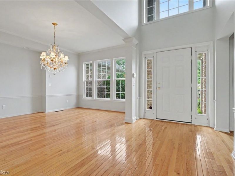 532 Covington Lane, Chagrin Falls, OH 44023 Photo 5
