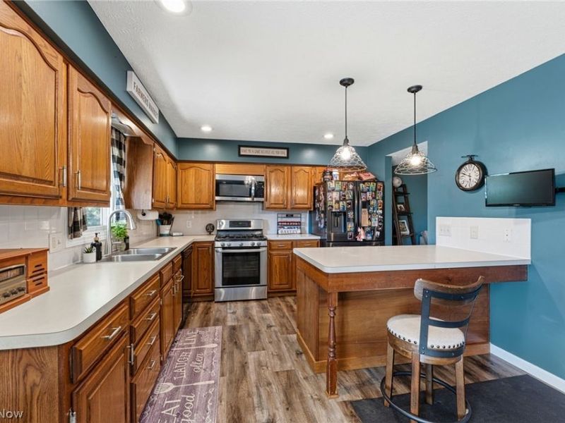 7391 Hidden Glen Drive, Amherst, OH 44001 Photo 13