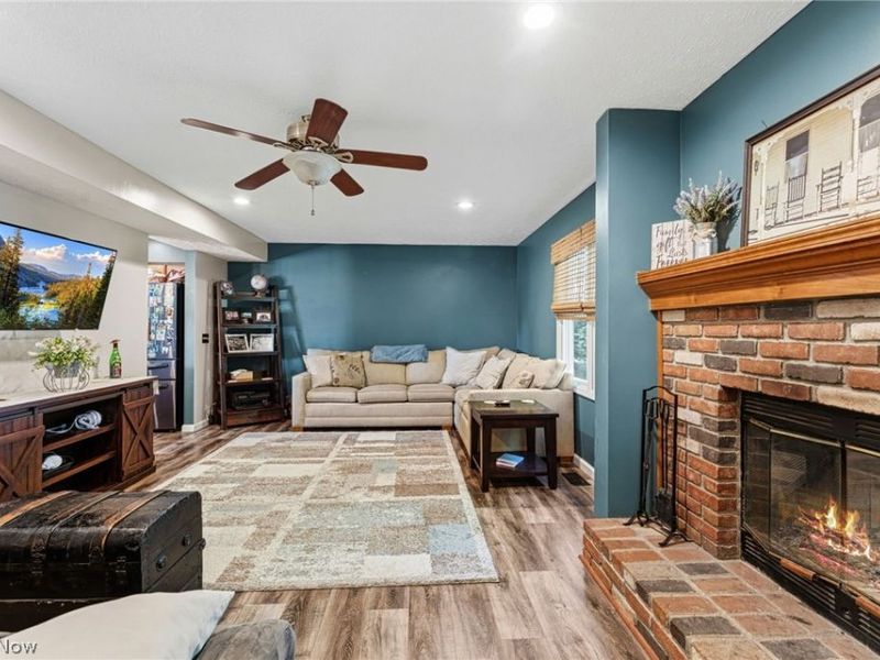 7391 Hidden Glen Drive, Amherst, OH 44001 Photo 18