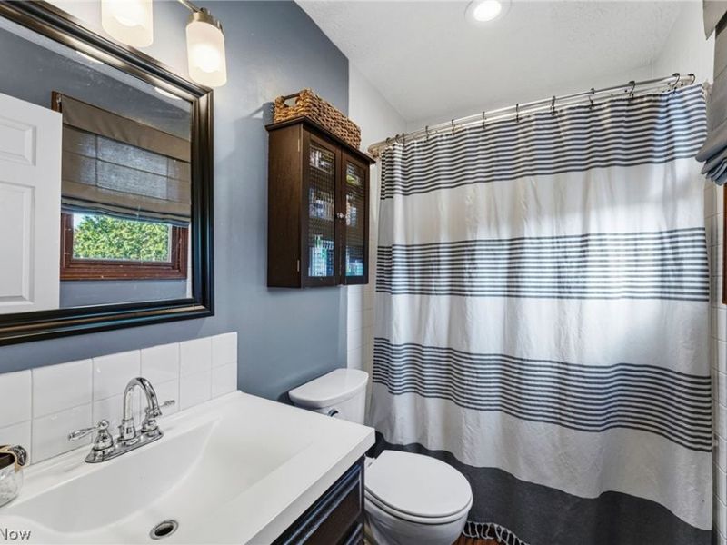 7391 Hidden Glen Drive, Amherst, OH 44001 Photo 26