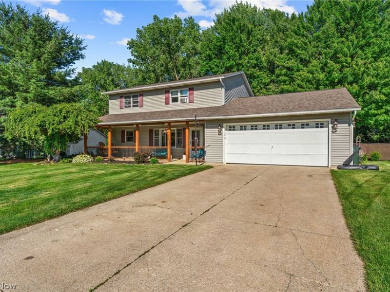 7391 Hidden Glen Drive, Amherst, OH 44001 Photo 3