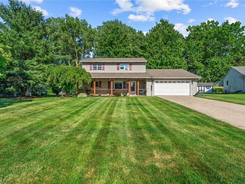 7391 Hidden Glen Drive, Amherst, OH 44001 Photo 4