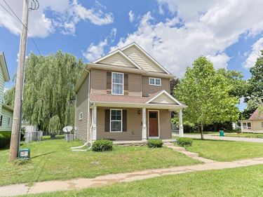 422 E Grove Street, Mishawaka, IN 46545