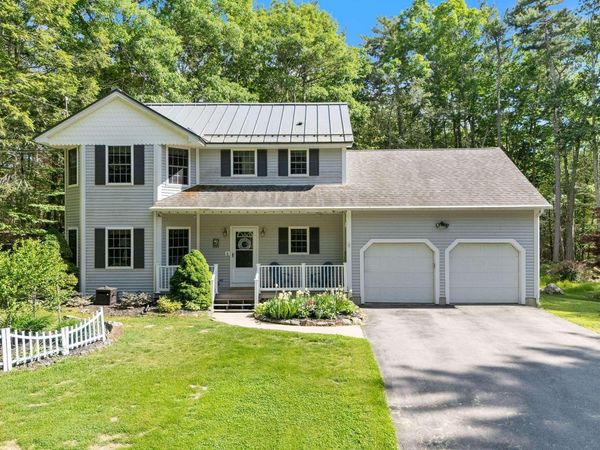 21 N Village Road , York, ME 03902