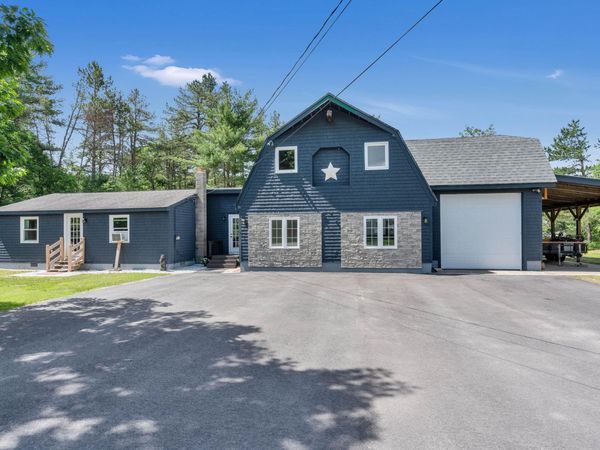 16 Coolidge Street , Newfield, ME 04095