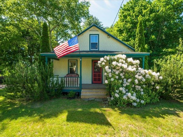 6 Thomas Street , Camden, ME 04843