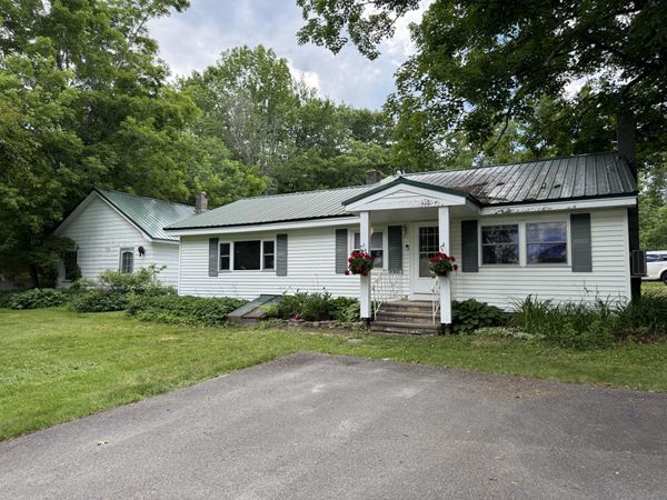 47 Hampden Road , Carmel, ME 04419