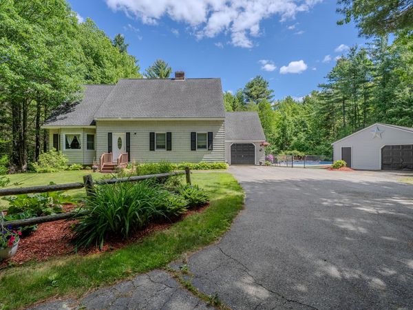 74 Copeland Hill Road , Holden, ME 04429
