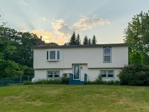 211 Hinckley Hill Road, Carmel, ME 04419