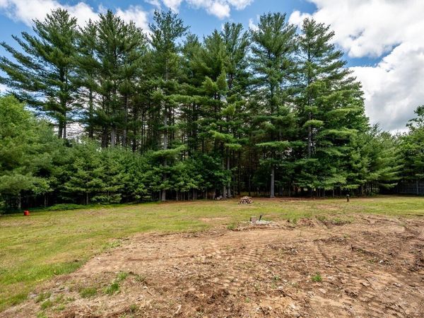 300 Hubbard Road , Lebanon, ME 04027