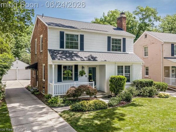 461 Allard Road, Grosse Pointe Farms, MI 48236