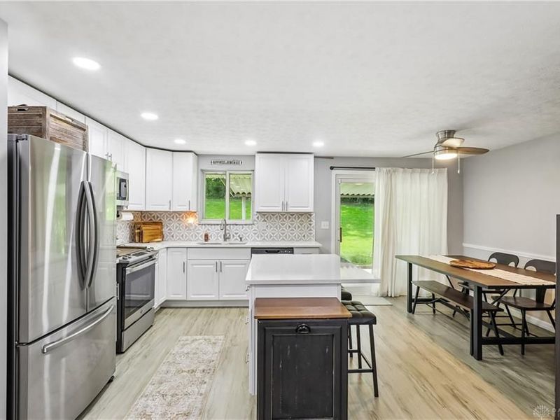 4916 Arrowview Drive, Huber Heights, OH 45424 Photo 10