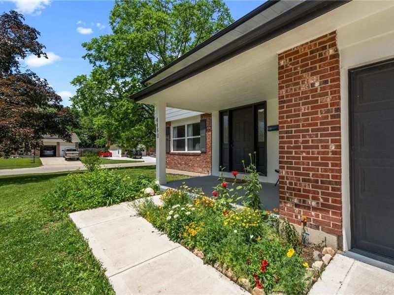 4460 Meadowsweet Drive, Dayton, OH 45424 Photo 8