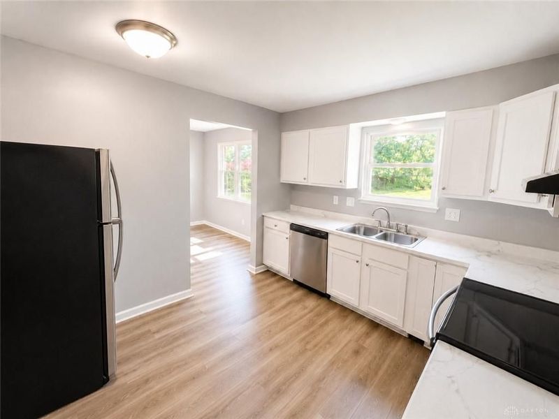 611 Brunner Drive, Forest Park, OH 45240 Photo 14