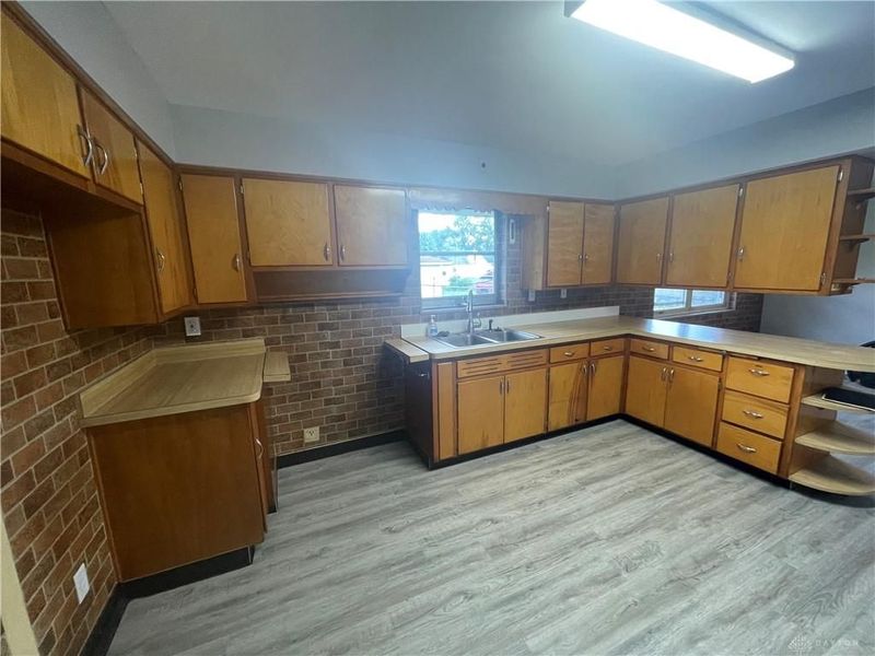 4052 Old Troy Pike, Riverside, OH 45404 Photo 18
