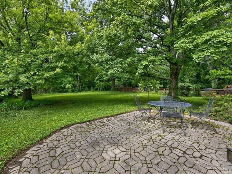 621 Glensprings Drive, Springdale, OH 45246 Photo 55