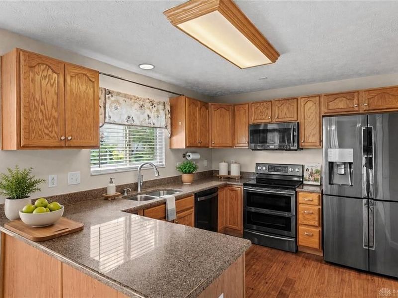 1111 Doe Circle, Fairborn, OH 45324 Photo 7