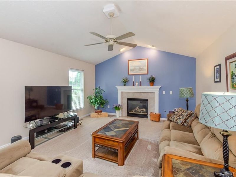 2135 Wedgewood Drive, Beavercreek, OH 45434 Photo 3