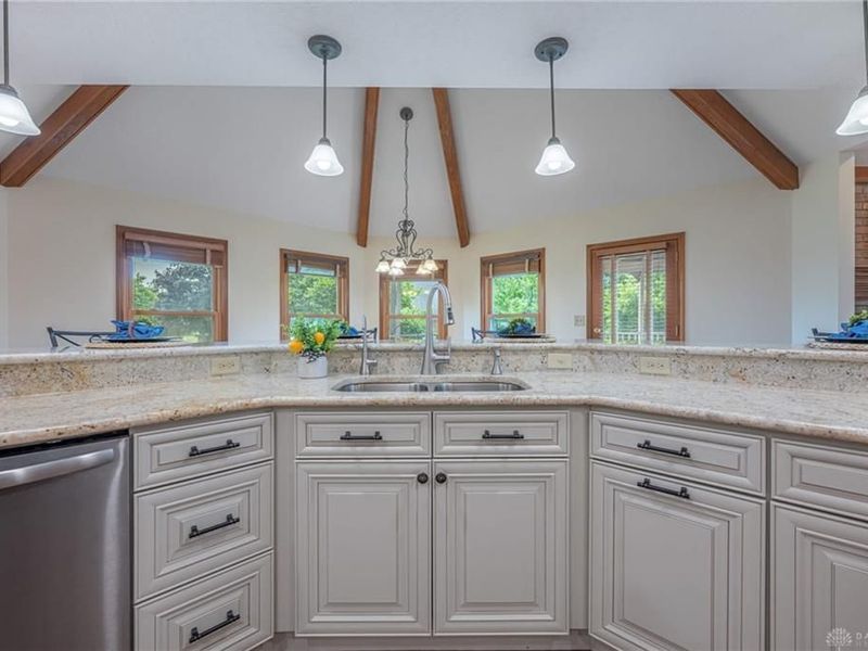 287 Southwood Trail, Beavercreek, OH 45440 Photo 14