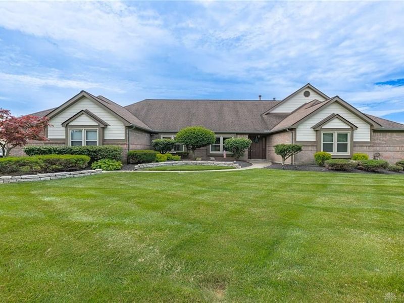 287 Southwood Trail, Beavercreek, OH 45440 Photo 2