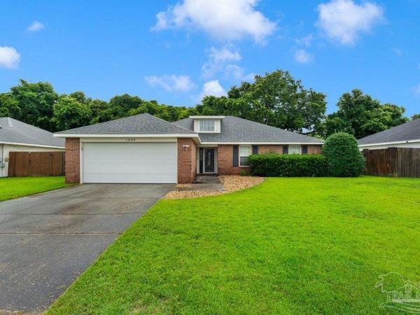 1039 Brownfield Rd, Pensacola, FL 32526