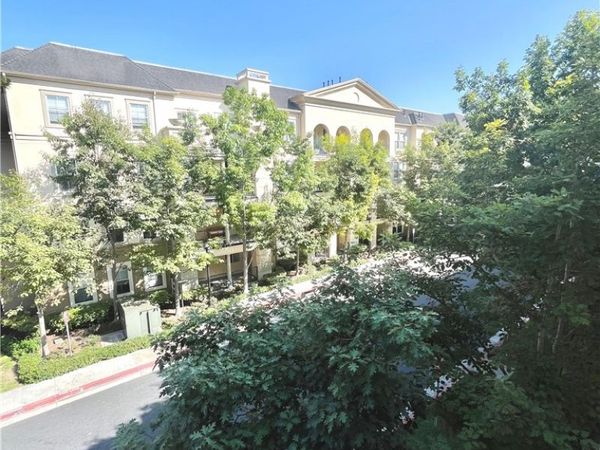 3334 Watermarke Place, Irvine, CA 92612