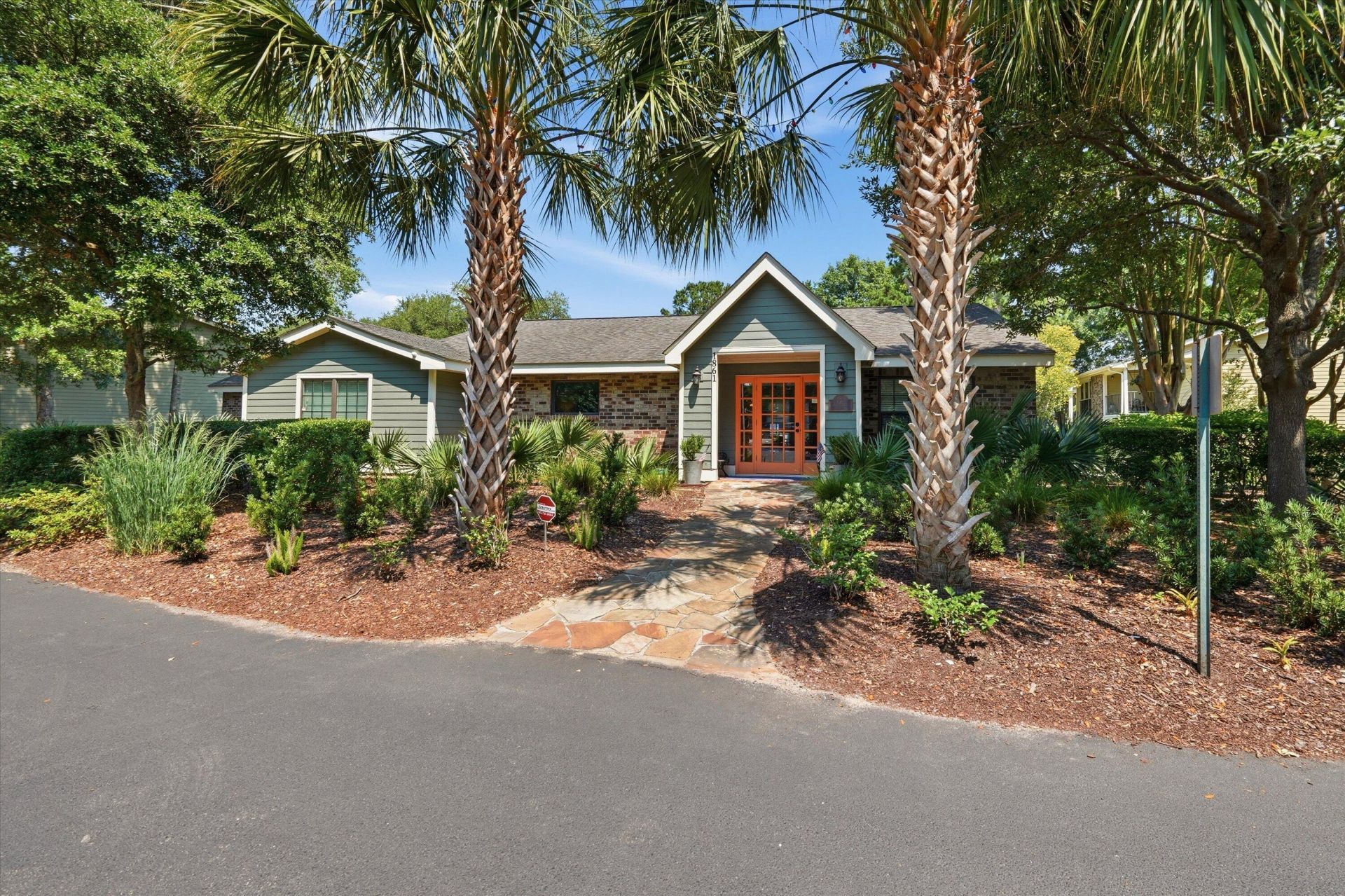 1866 Montclair Drive Photo 23