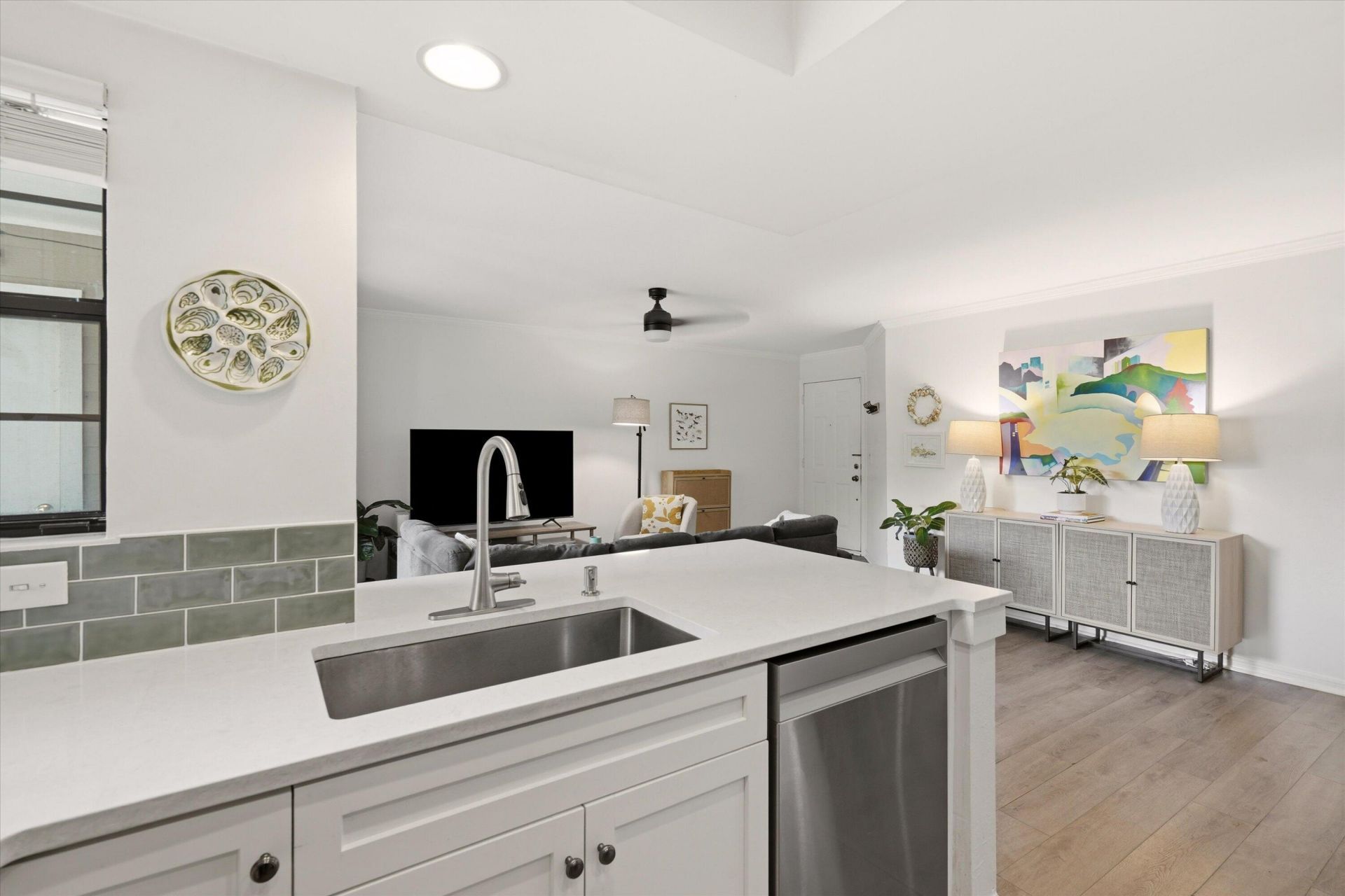 1866 Montclair Drive Photo 8