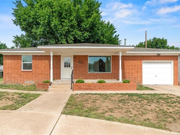 821 N Clarence Nash Boulevard, Watonga, OK 73772