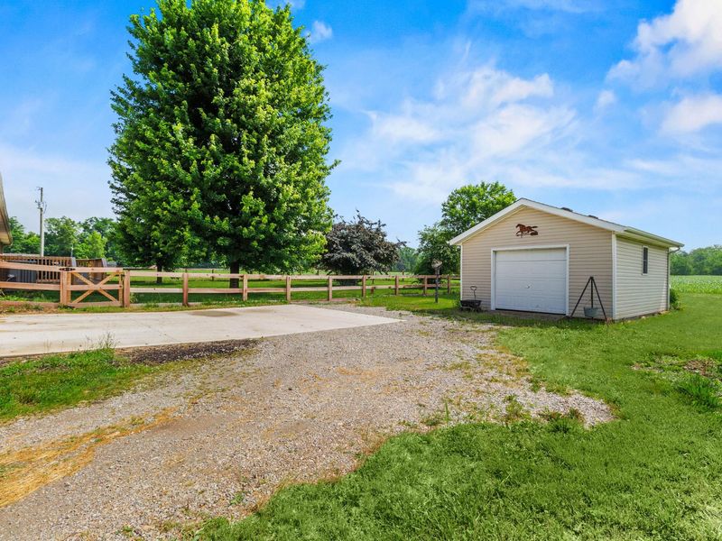 5773 Short Road, New Carlisle, OH 45344 Photo 33