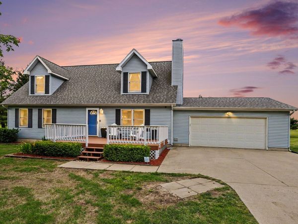 2150 W Chicago Road, Niles, MI 49120