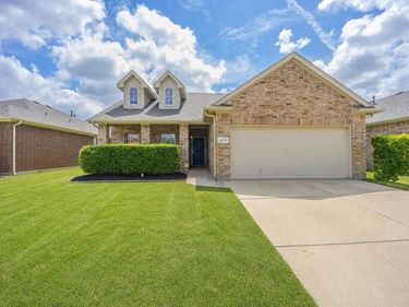 6418 Miranda Drive, Fort Worth, TX 76131