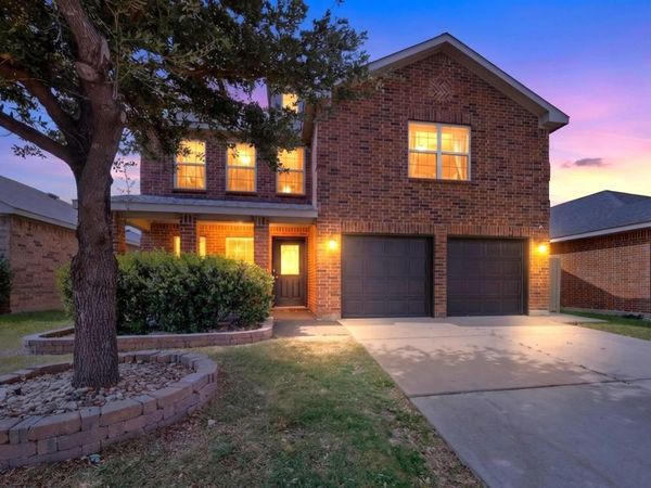1524 Quails Nest Drive, Fort Worth, TX 76177