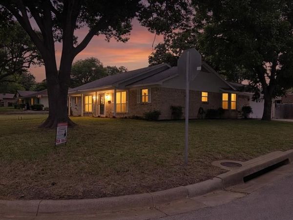7449 Monterrey Drive, Fort Worth, TX 76112