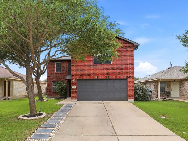 327 Outfitter DR, Bastrop, TX 78602
