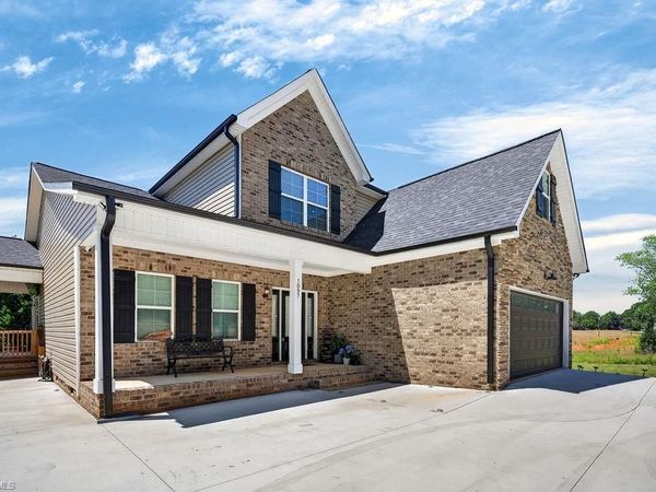 1097 Dodson Mill Road, Pilot Mountain, NC 27041