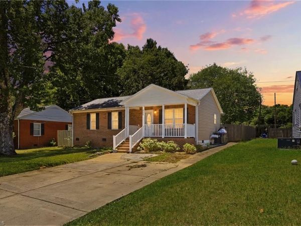 255 W 7th Street, Lexington, NC 27295