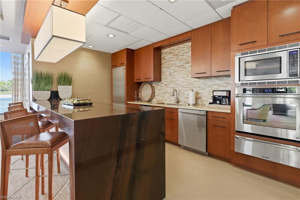 5601 Turtle Bay Dr, Unit 302, Naples, FL 34108 Photo