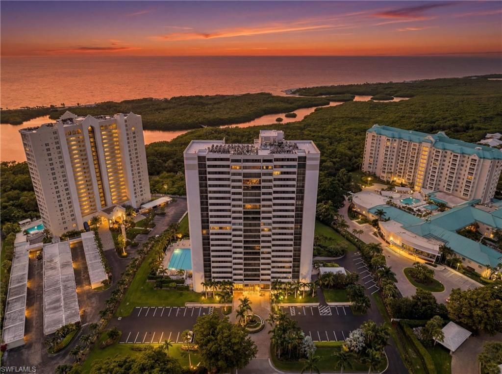 5601 Turtle Bay Dr, Unit 302, Naples, FL 34108 Photo