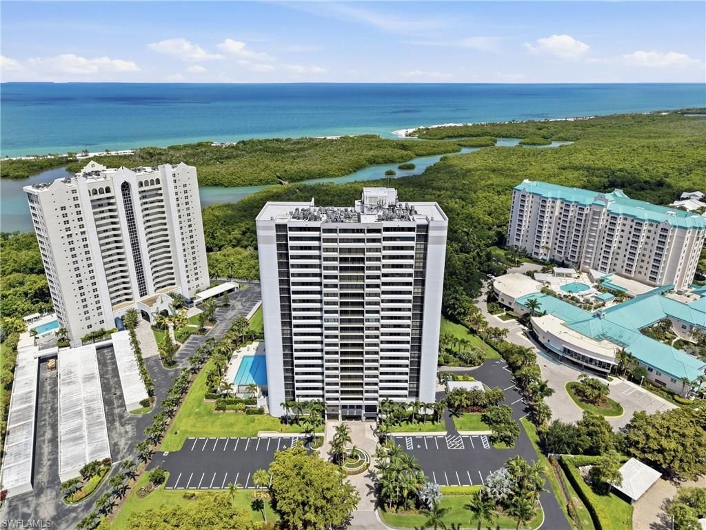 5601 Turtle Bay Dr, Unit 302, Naples, FL 34108 Photo
