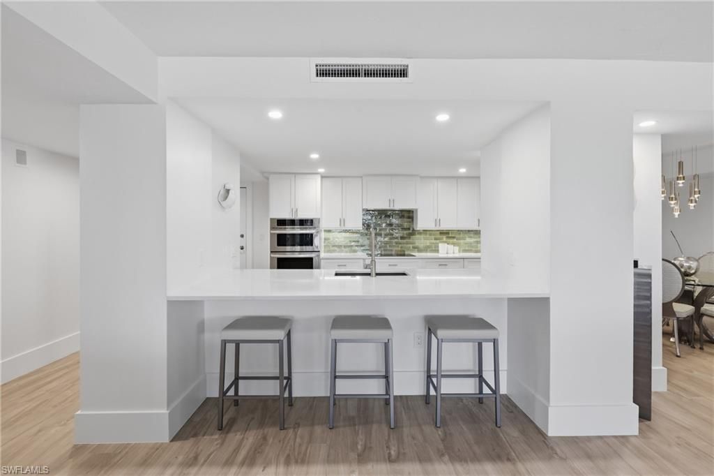 5601 Turtle Bay Dr, Unit 302, Naples, FL 34108 Photo