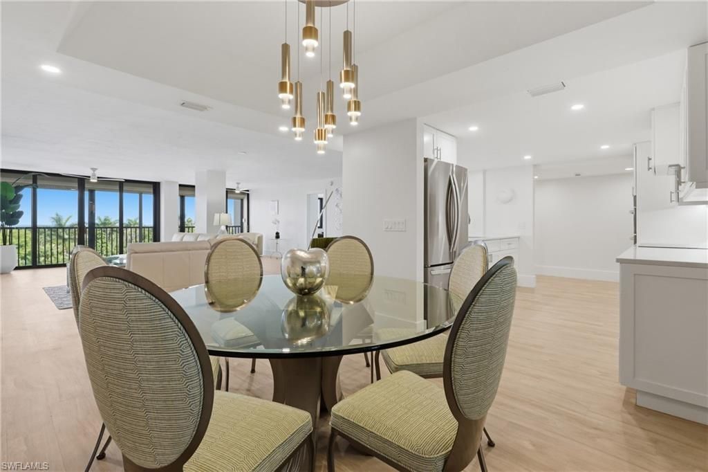 5601 Turtle Bay Dr, Unit 302, Naples, FL 34108 Photo