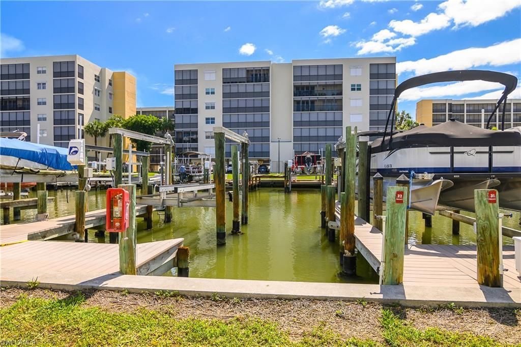 4531 Bay Beach Ln, Unit 134, Fort Myers Beach, FL 33931 Photo