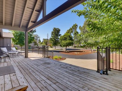 12284 Lakeshore North, Auburn, CA 95602 Photo
