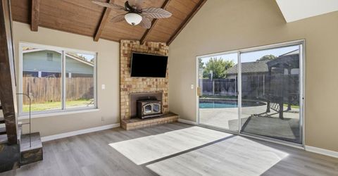 8077 Caribbean Way, Sacramento, CA 95826 Photo