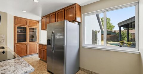 8077 Caribbean Way, Sacramento, CA 95826 Photo