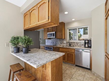 8077 Caribbean Way, Sacramento, CA 95826 Photo