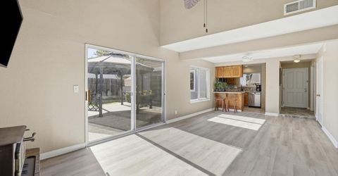 8077 Caribbean Way, Sacramento, CA 95826 Photo