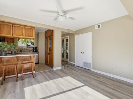 8077 Caribbean Way, Sacramento, CA 95826 Photo