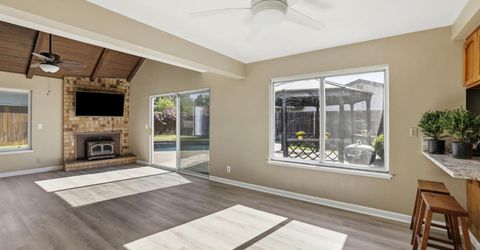 8077 Caribbean Way, Sacramento, CA 95826 Photo